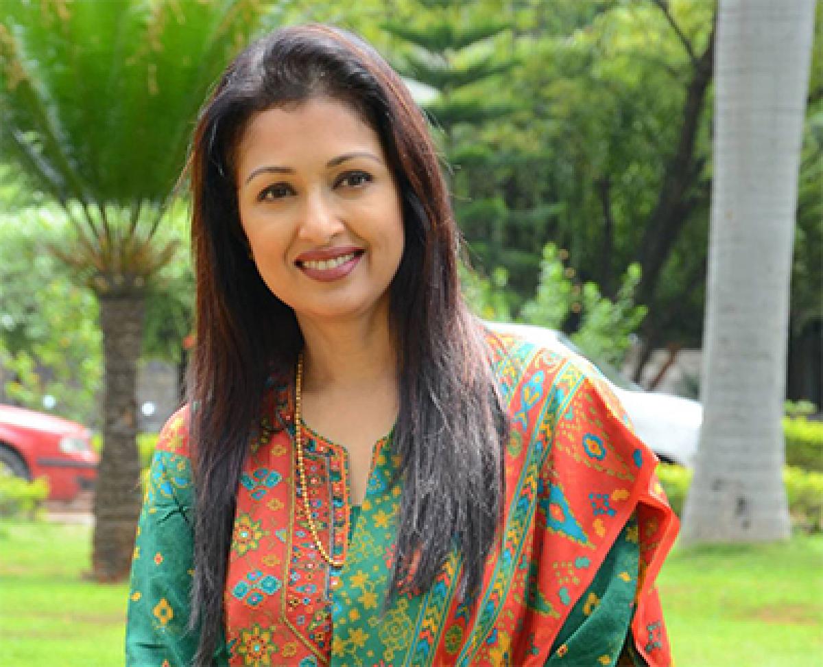 Family support is crucial for breast cancer patients: Gautami